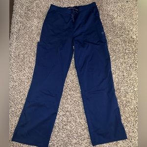Women’s medium scrub pants